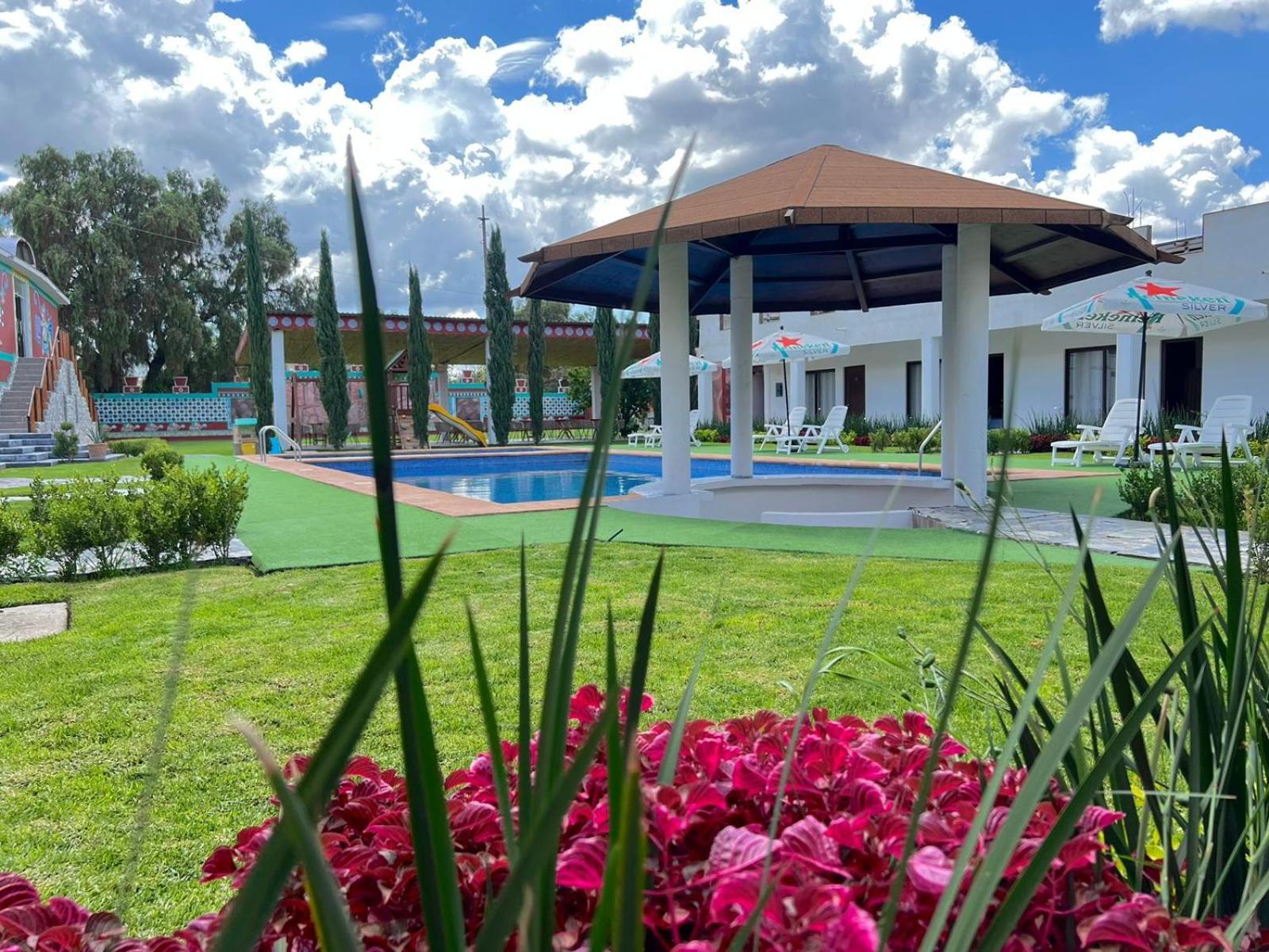 Hotel El Jaguar San Martín de las Pirámides Exteriör bild