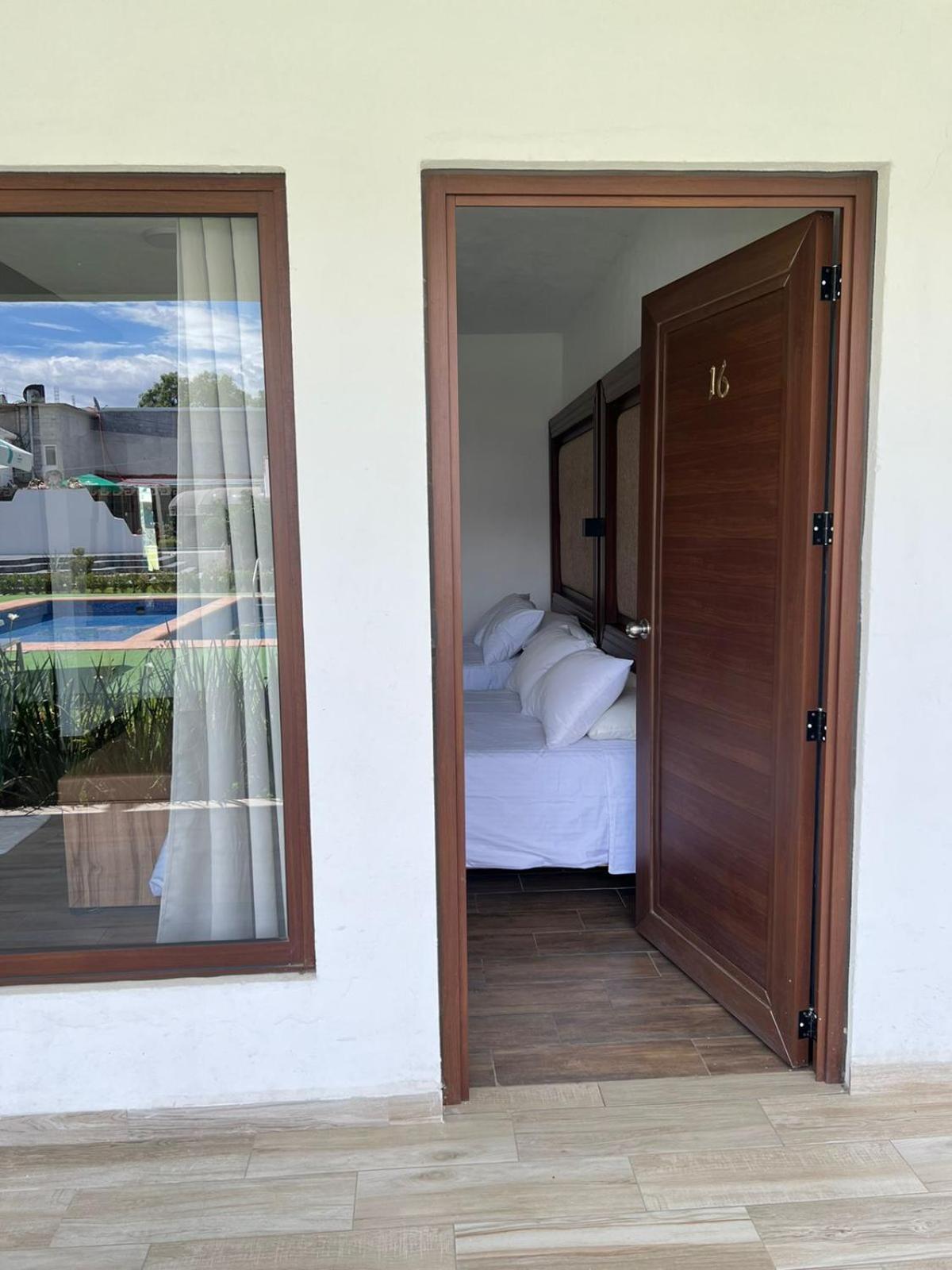 Hotel El Jaguar San Martín de las Pirámides Exteriör bild